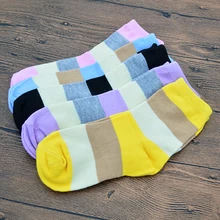 5 пар/уп. яркие цвета три цвета Лоскутные женские носки полиэстер Kawaii милые модные девушки Короткие повседневные носки с подарочной сумкой