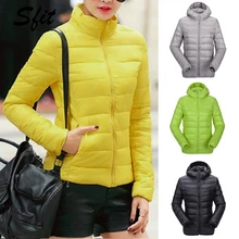 Sfit зимняя женская короткая парка Теплая тонкая короткая стеганая хлопковая куртка с карманом пальто с капюшоном однотонный легкий пуховик Mujer