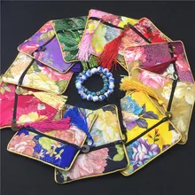 Роскошный Монета Кисточкой небольшой молнии Ювелирные подарочные пакеты Высокое качество шелк печатных портмона упаковочные сумки 100 шт./лот смешивания Цвет