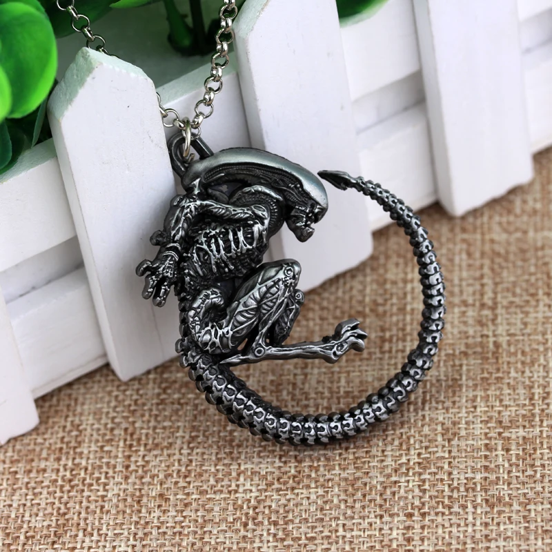 Модные ювелирные изделия винтажная бронзовая игра Aliens Predator AVP Alien кулон в виде королевы ожерелье мужской подарок ожерелье для поклонников сувениры-30