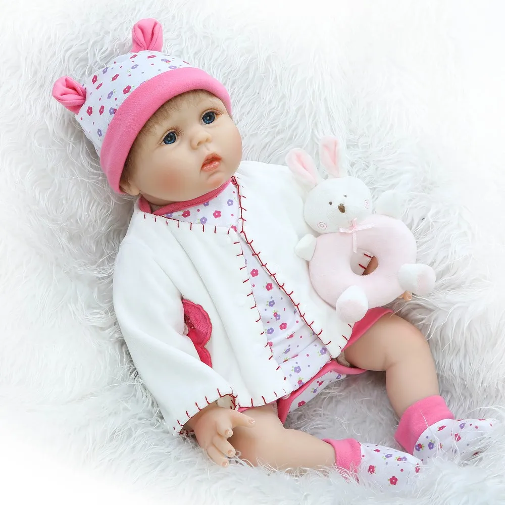 Новый дизайн 55 см мягкие силиконовые reborn baby doll корень мохер кукла с Бабочка Играя игрушки для детей Рождественский sweet baby