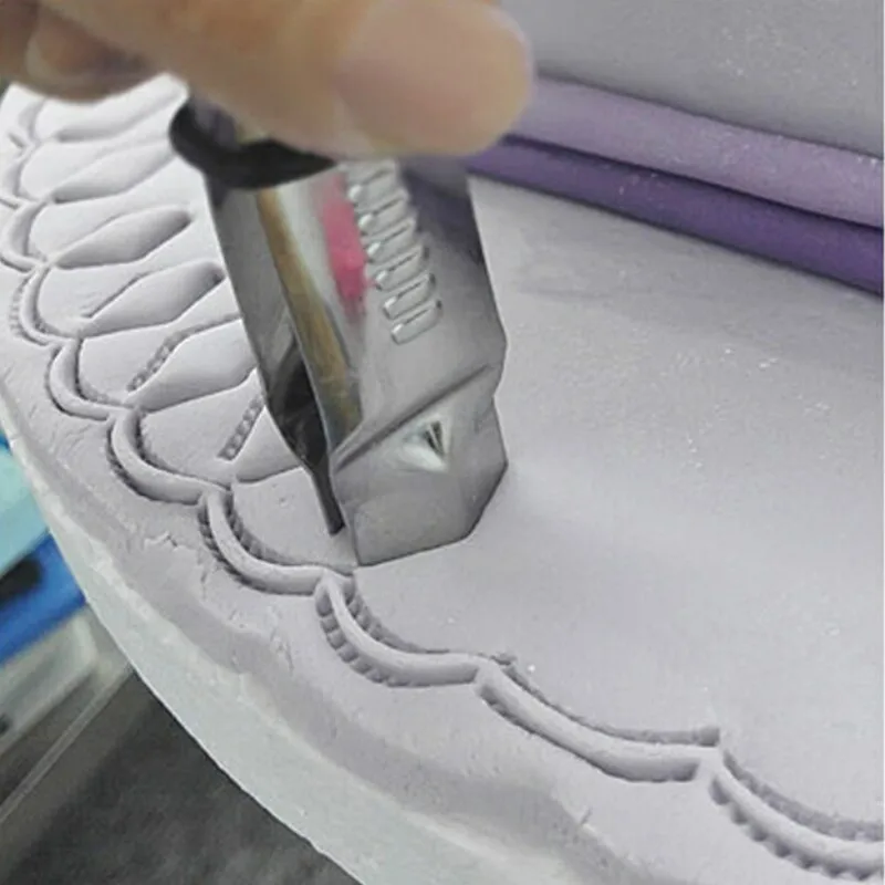 Cake-Lace-Flower-Edge-Clip-3Pcs-Stainless-Steel-Cake-Lace-Curve-Crimper-Clip-Biscuit-Cutter-Sugar