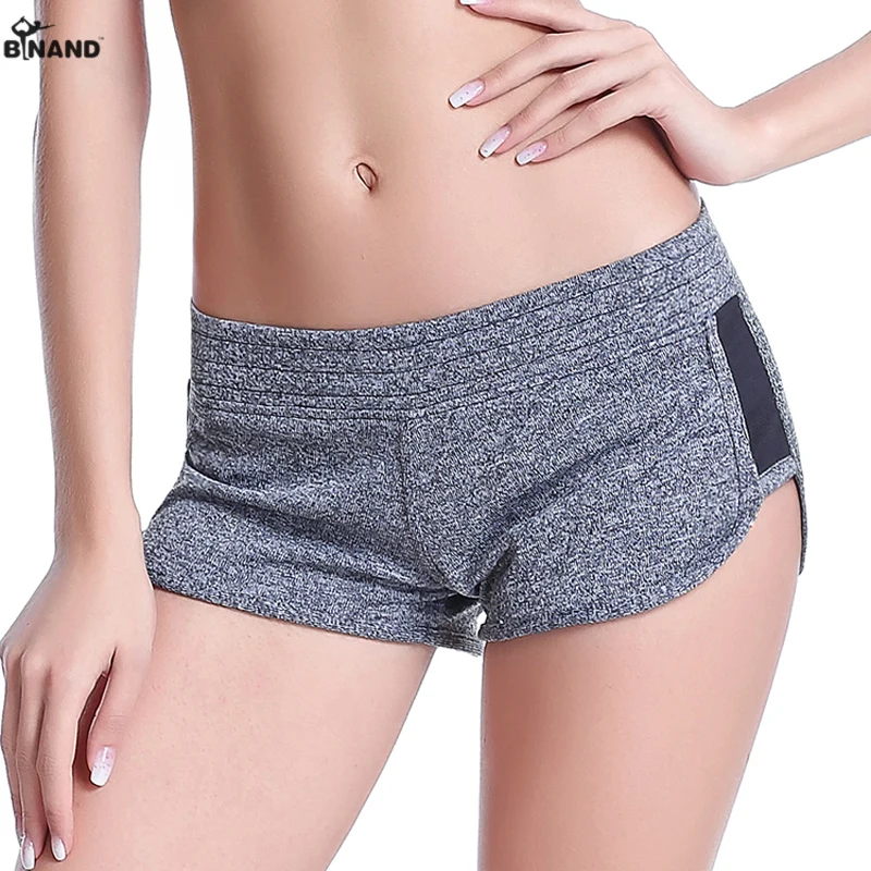 

2018 Women Sport Fitness V-NOTCH Yoga Shorts For Workout Slimming Hiking Female Running Lady Low Rise Gym Cycling Sport Short
