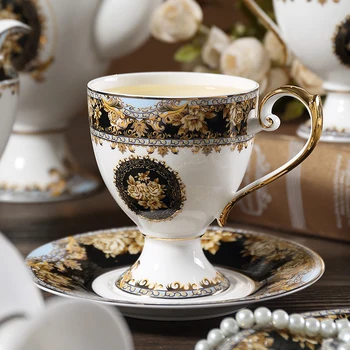 

European Court Style Bone China Coffee Cup Saucer British Retro Afternoon Teacup Flower teacup Ceramic gold rim coffee Cup