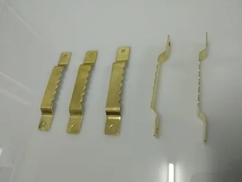 

Seamless Painting Sawtooth Hanger Photoframe Decorative Golden Color Hardware Accessories 66*10 mm