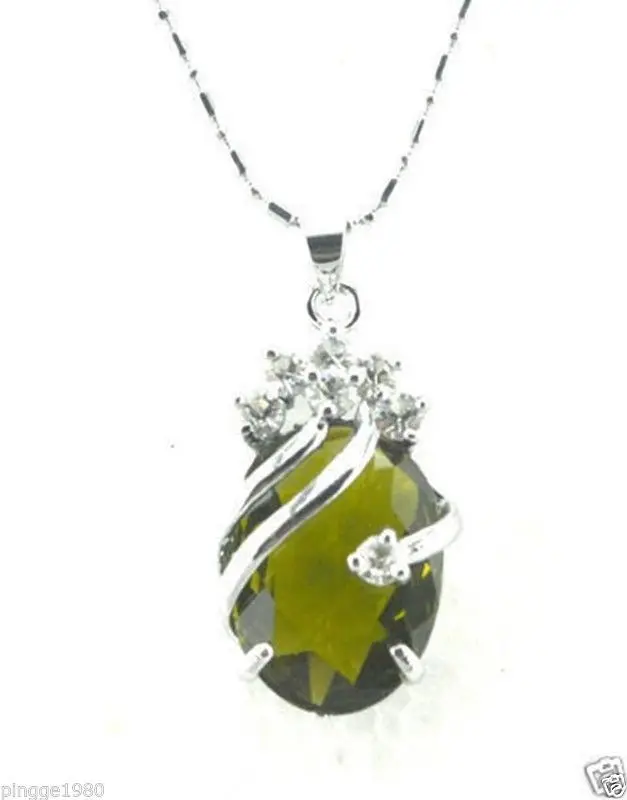 

Hot sale Free Shipping 5pcs >>Exquisite Peridot Crystal Pendant Necklace