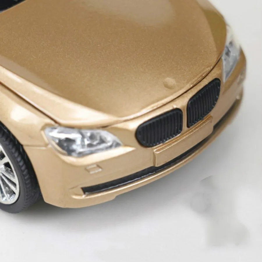 30 scale model metal alloy car (3)