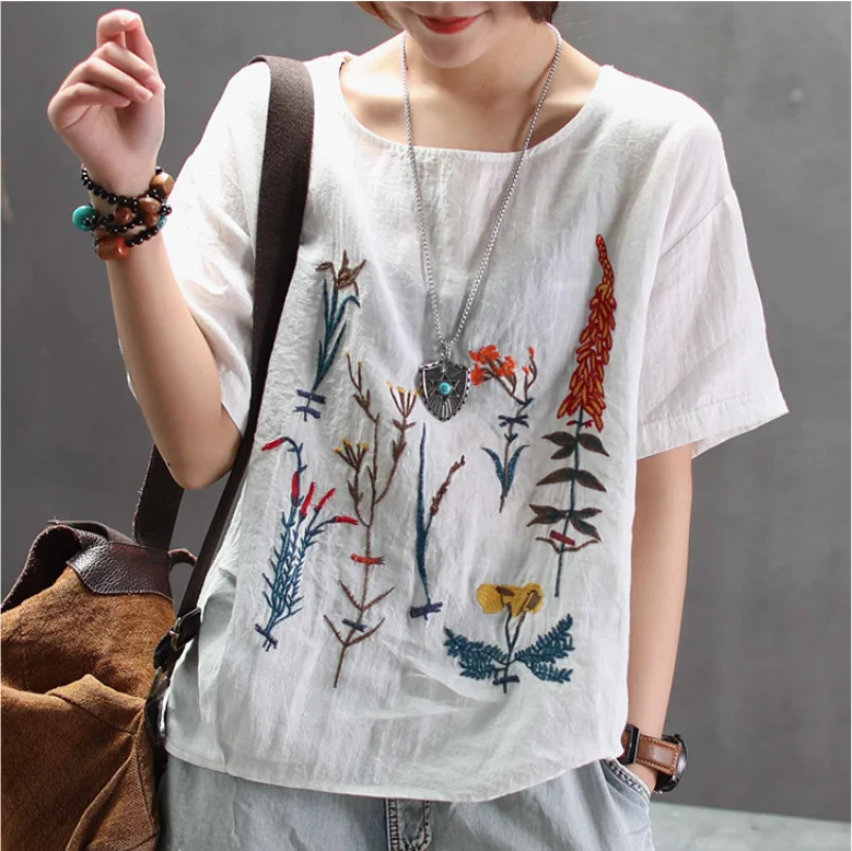 

Summer T-shirt Women Retro Loose Casual Pullovers New Tops O-Neck Short Sleeve Embroidery Pattern Mori girl T-shirt 2019