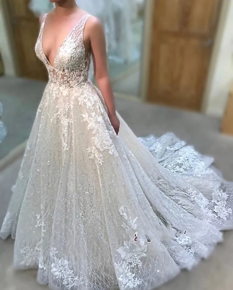 

New Beautiful Tulle Lace Wedding Dresses 2019 Deep V-neck Sleeveless A-line Bridal Gown robe de mariee