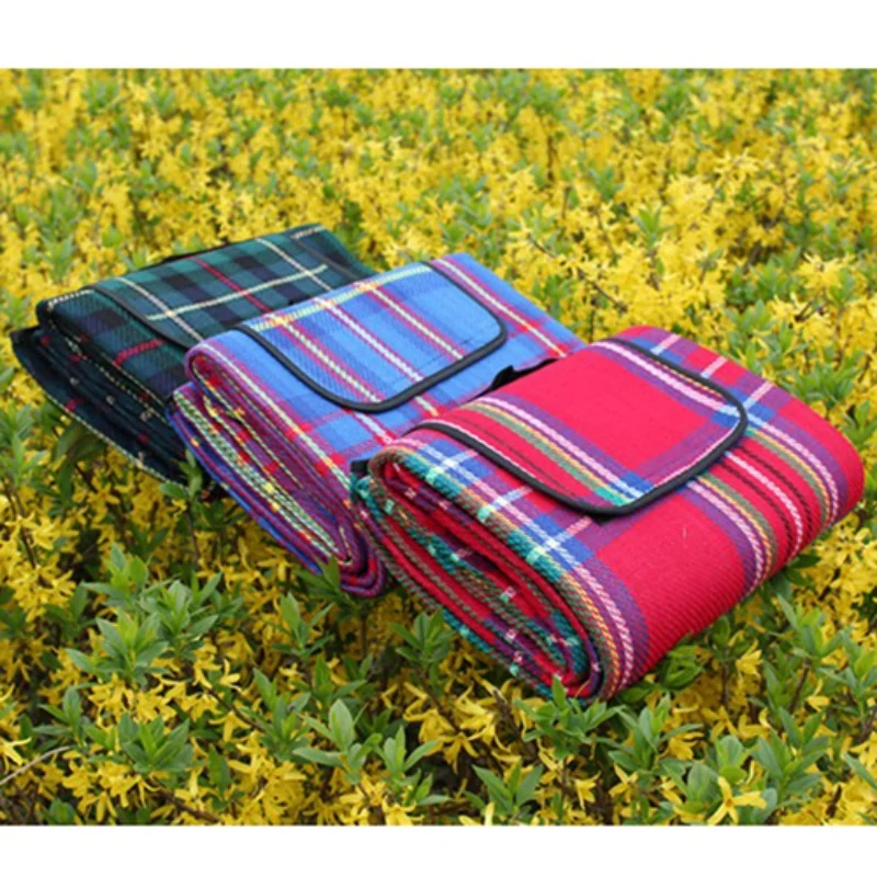 150x200cm Outdoor Camping Plaid Picnic Beack Mat Blanket Foldable Climb