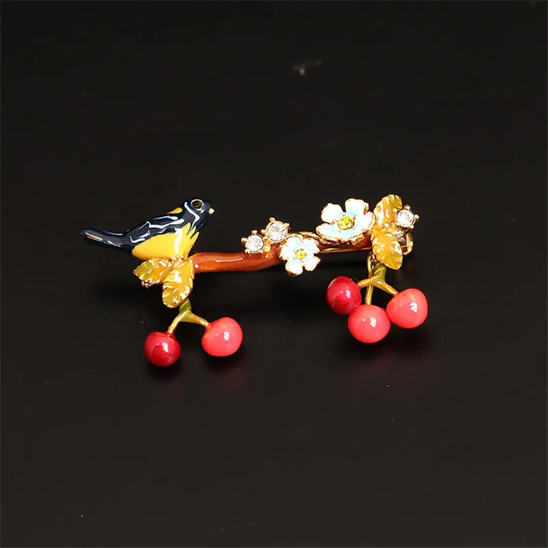 

Warmhome Trendy Jewelry Enamel Glaze Copper Fashion Oriole Bird Cherry Blossoms Flower For Women Brooches