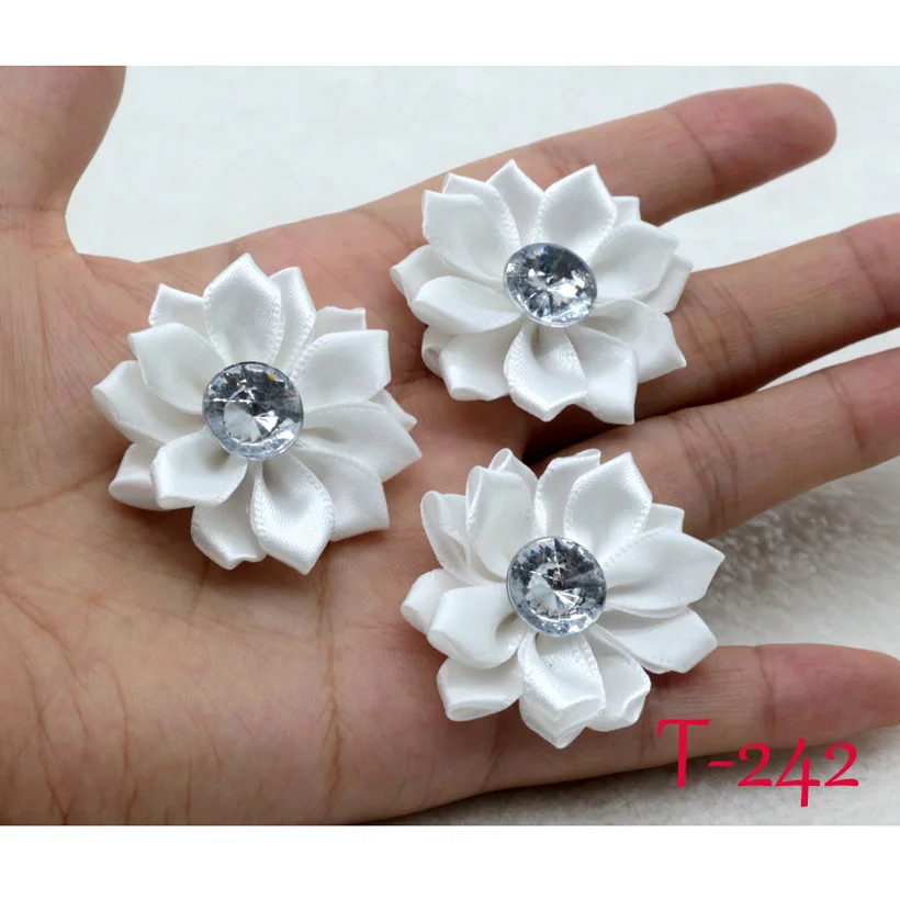 

20Pieces NEW White Satin Ribbon Flower with Crystal Beads Appliques For Wedding Party Decoration Hair Ornaments DIY Crafts