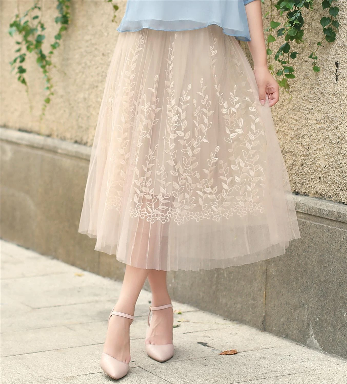 免税  Skirt Pleats Three-Dimentional ロングスカート