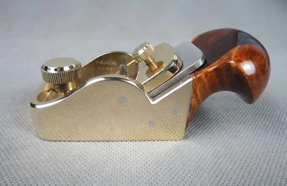

Gorgeousness brass flat bottom planes 3 1/8",woodworking plane