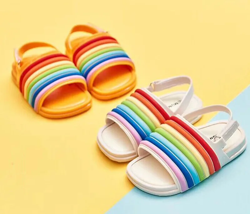 Mini Melissa/Новинка года; прозрачные сандалии в радужную полоску; обувь для девочек; нескользящие пляжные сандалии для девочек; Детские прозрачные сандалии Melissa