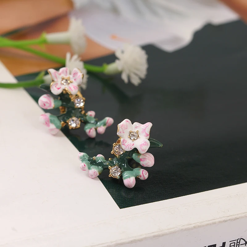 

Romantic Ornament Ear Nail Enamel Glaze Cherry Blossoms No Fade Ear Nail Gold Earring 925 Silver Needle Defence Allergy