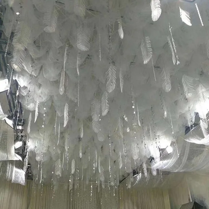 Белый пластиковый павлиньи перья для подвесного потолка подвесной флажок гирлянда с колокольчиками Декор-баннер DIY вечерние на свадьбу/день рождения