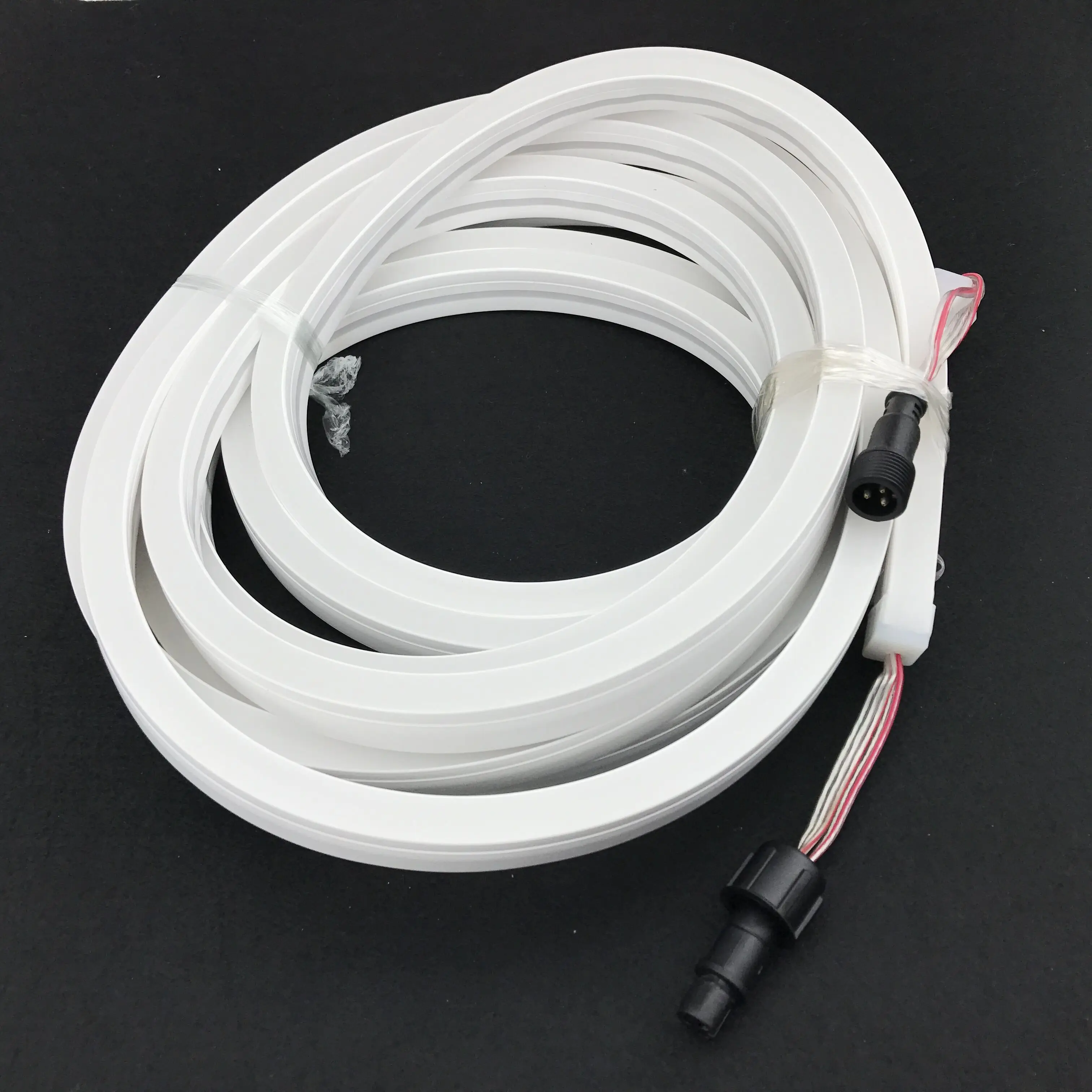 Плоская поверхность/12 мм * 20 мм/55 м DC12V WS2811 60 светодиодов/м (20 пикселей/м)