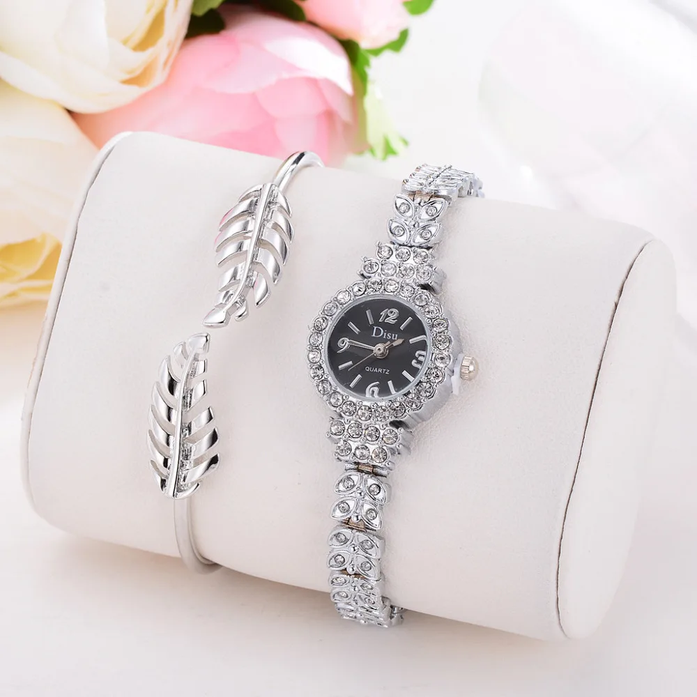 

2019 Women watches Lady Luxury fashion casual gold silver Temperament Watch Bracelet Set Chain Watch Birthday Gift Light A30