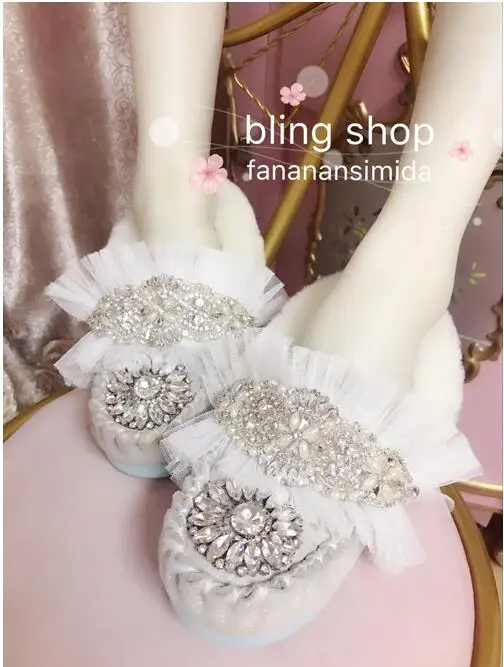 

New original heavy work diamond lace fairy pearly leather sheep fur one low to help snow boots peas shoes