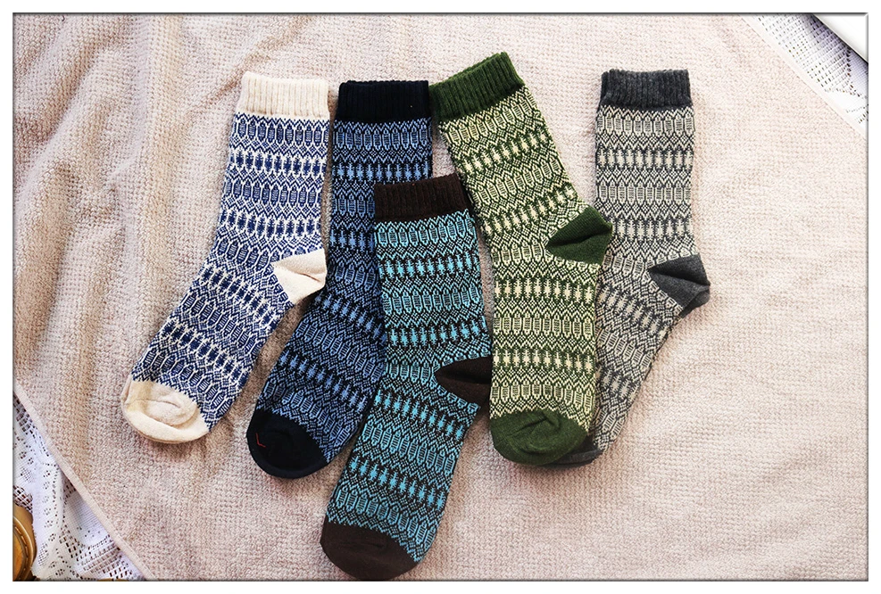 Зимние новые мужские толстые теплые Harajuku ретро высокого качества Модные Повседневные шерстяные носки дешевые мужские Бизнес хлопковые носки