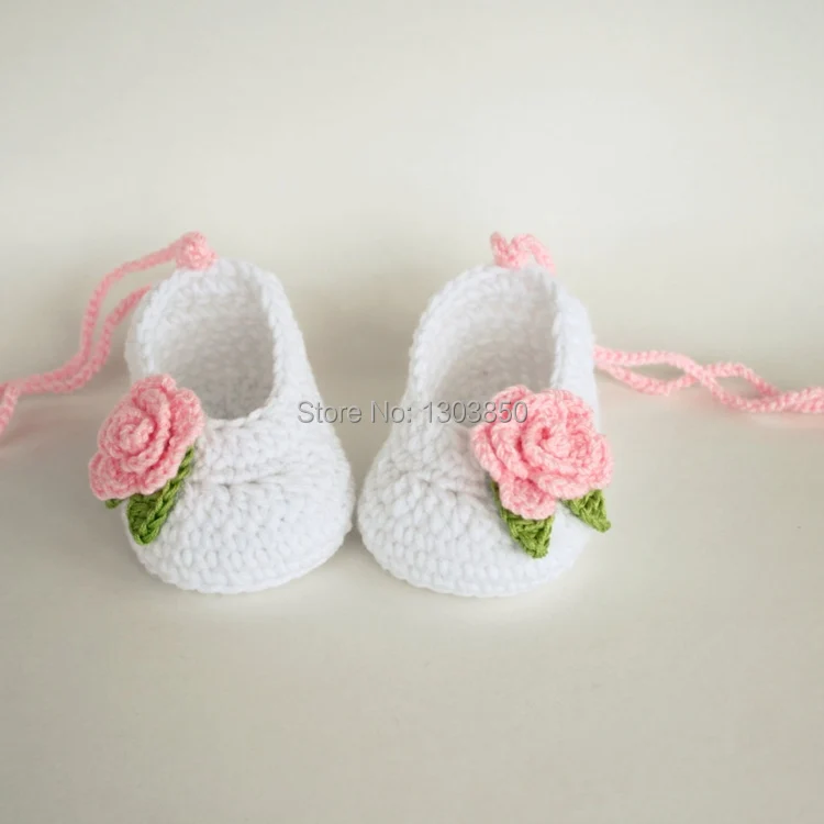 crochet infant shoes