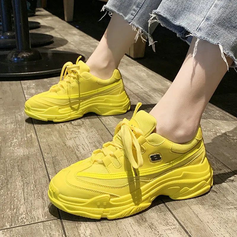 Женские кроссовки; цвет желтый, зеленый; женская обувь на толстой подошве; женская повседневная обувь из дышащего сетчатого материала на платформе; кроссовки на массивном каблуке; Basket Femme