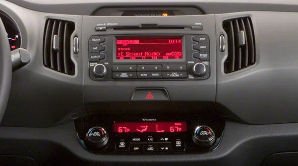 2012 kia sportage dash