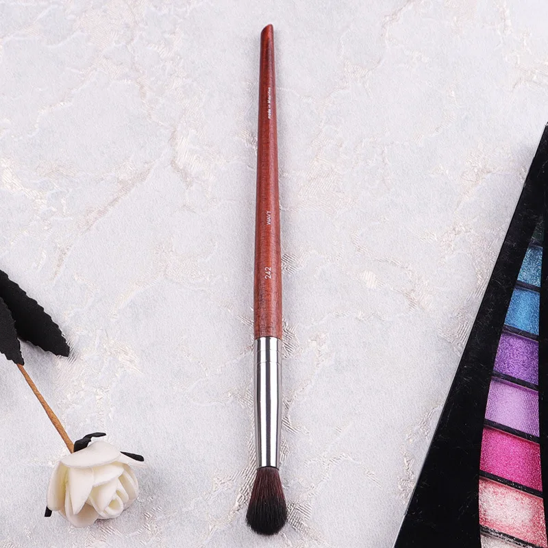 

1pcs Magic flame modeling smear brush nose shadow eye shadow multi-function makeup tool brush