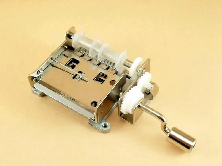 by-dhl-10-sets-Tune-Tape-Hand-Crank-Music-Mechanical-Musical-Box-Set-with-Hole-Puncher (5)