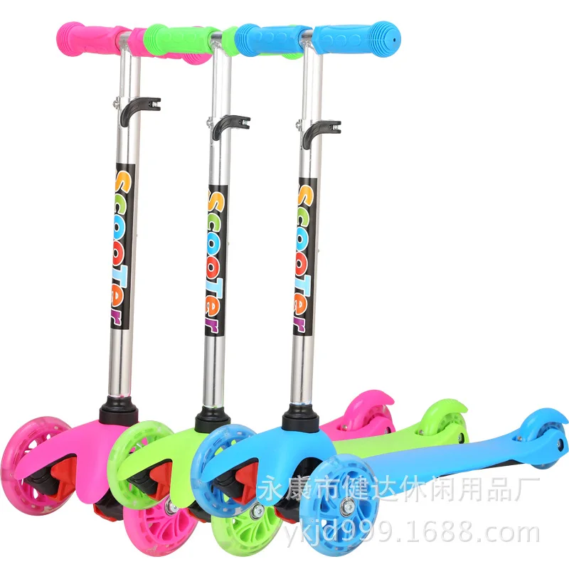

LK709 Foldable Lift Pedal Scooter Eco-friendly PP+ 4 PU Flashing Wheel Foot Scooter 3 Gear Height Adjustable Ski Scooter