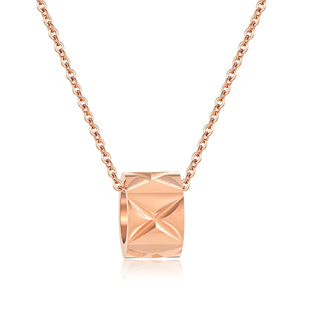 European and American fashion rose gold contracted round pendant