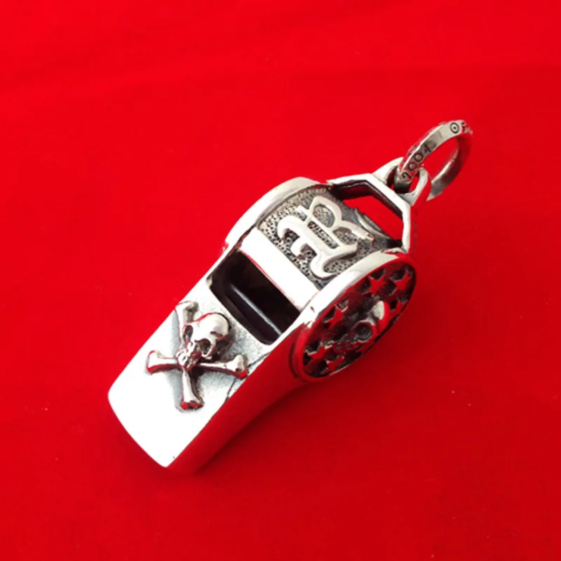 

Thai men and women S925 wind trendsetter skeleton pirates Silver Pendant Necklace can whistle whistle sounded.