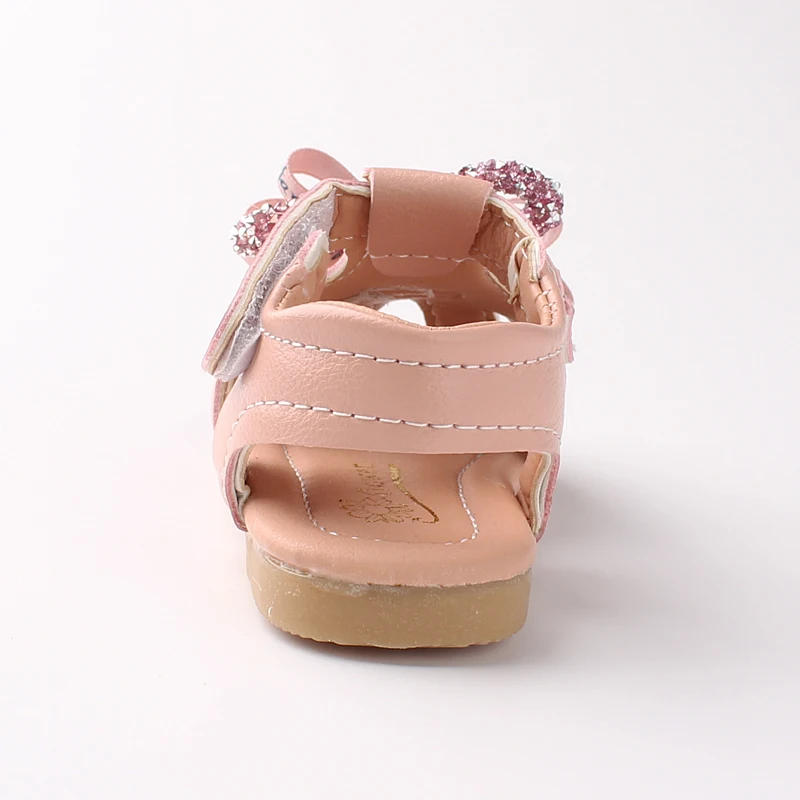 Детские сандалии; Летняя детская обувь кроссовки для девочек; сандалии на мягкой подошве для маленьких принцесс; модные Нескользящие кроссовки