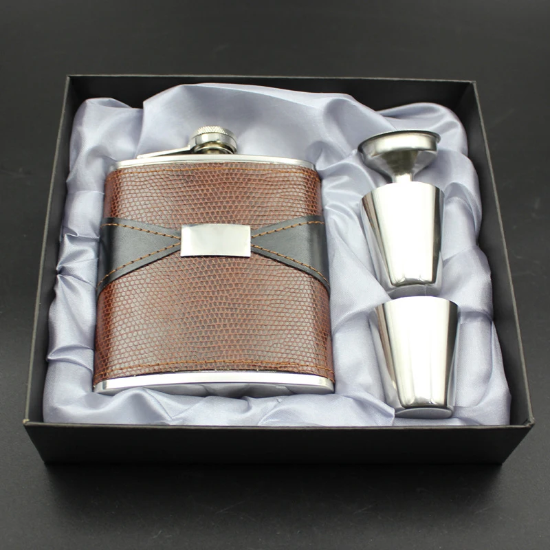 

YANXIN 7 Oz Whiskey Alcohol Flask Stainless Steel Hip Flask Set Leather Flagon Liquor Flask Fiole Petaca Cups Mug +Funnel +Box