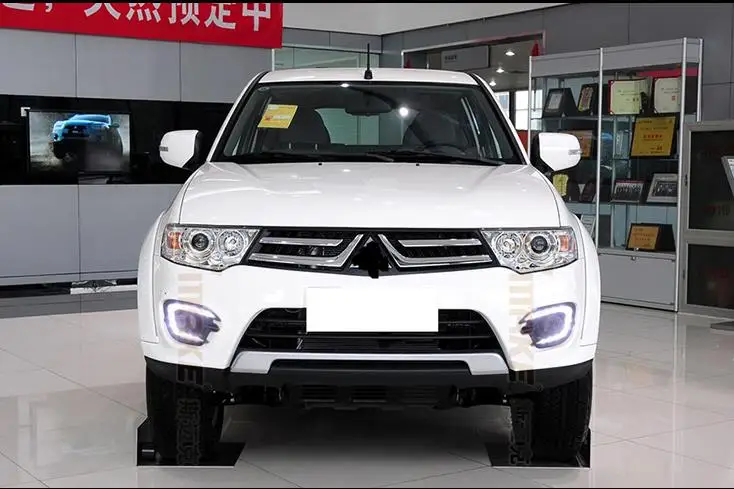 Матовый или глянцевый стиль для Mitsubishi Pajero Sport Montero Sport 2013 12 В светодиодный автомобильный DRL дневные ходовые огни противотуманные фары