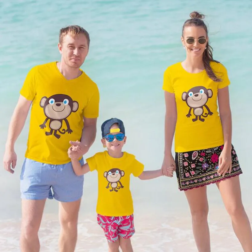 

Family Matching Tshirts Family Look Mother Daughter Father Son Kids T-shirt Shark Mommy And Me Clothes Mom Daughter Clothing