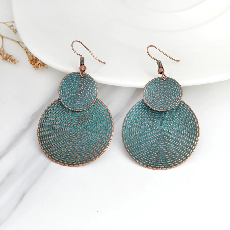 

Vintage Wave Spiral Round Pendant Earrings Antique Double Round Bronze Shield Earrings Bohemian Chic Women's Accessories