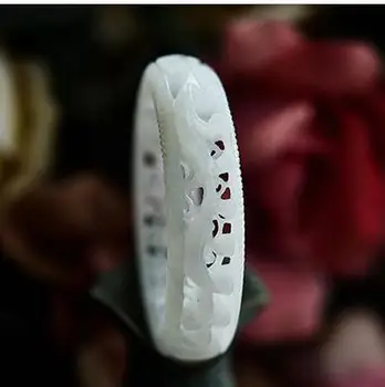 

White yu carved hollow bracelet female natural Xinjiang hetian yu White bracelet with certificate /