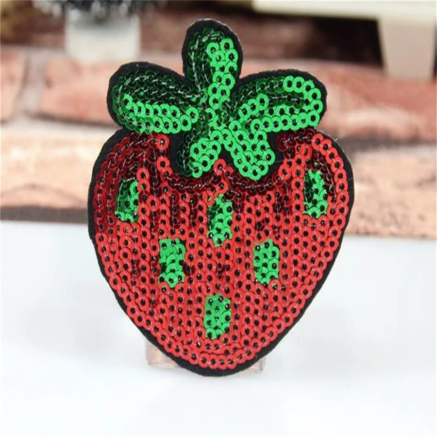 

1 PCS Strawberry Fruit Sequins Clothes Embroidered Iron on Patches for Clothing DIY Stripes Motif Applique parches 6.6*6 CM @GG7