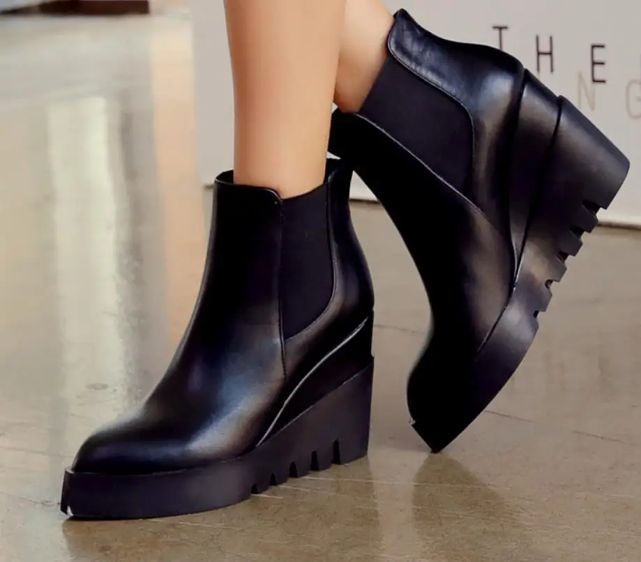

Autumn and winter leather slope and thick bottom pointed women's shoes