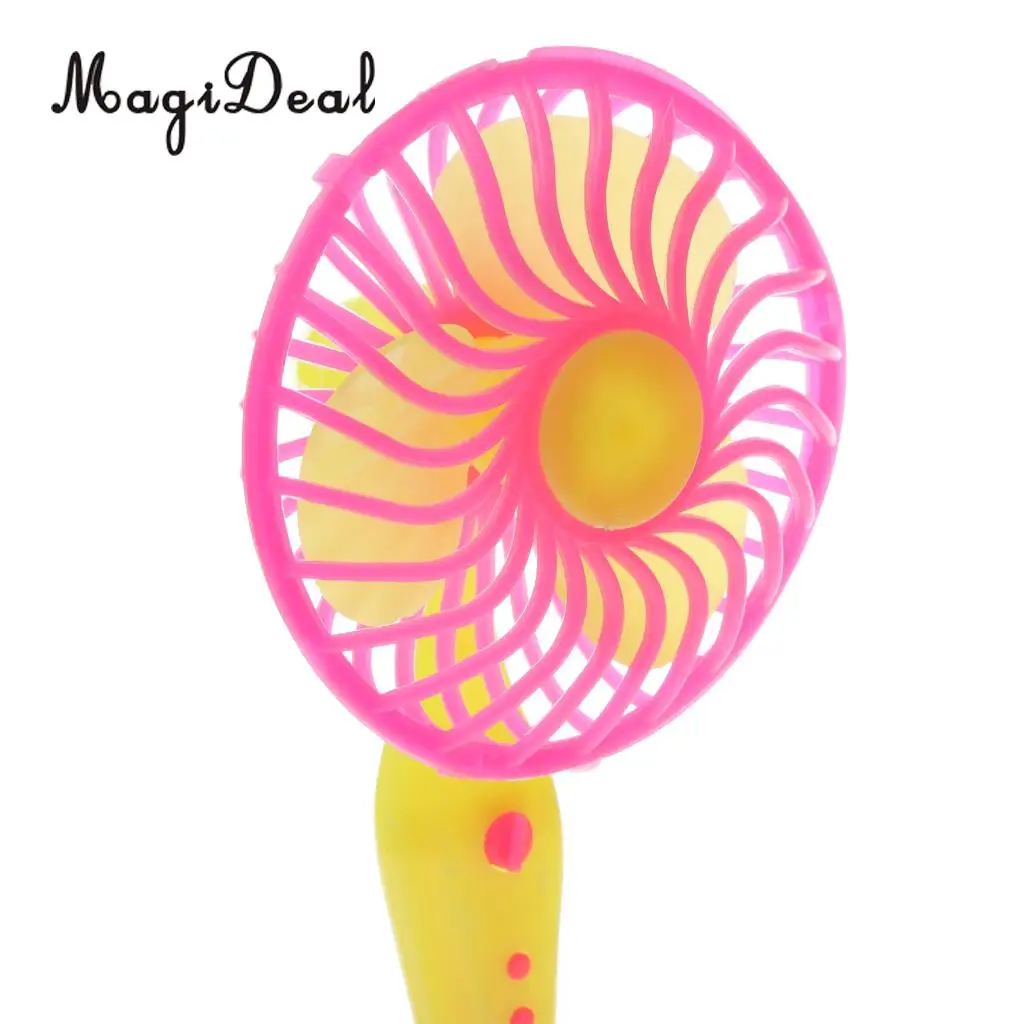3Pcs Plastic Miniature Office Desk Chair Floor Fan Play Set for Action Figures Dolls House Garden Bedroom Furniture Decor Accs