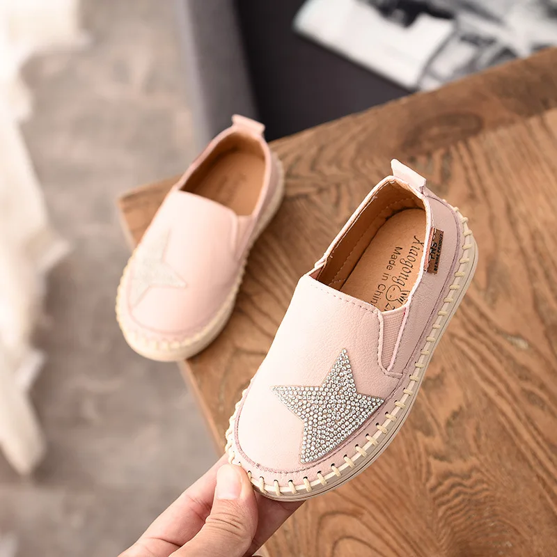 Детская обувь для девочек и мальчиков; повседневная обувь; сезон осень; модные кроссовки со звездами из искусственной кожи на мягкой подошве; детская обувь для девочек; обувь принцессы - Color: Pink