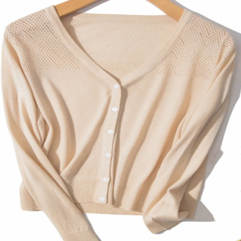 2018 - Summer new women's short sweater Slim V-neck fashion wild sweater--Shipping 2018 - Summer new women's short sweater Slim V-neck fashion wild sweater--Shipping