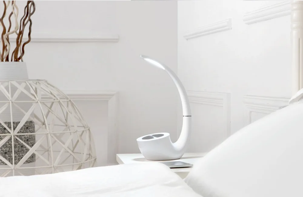 Speaker Bluetooth + Table Lamp