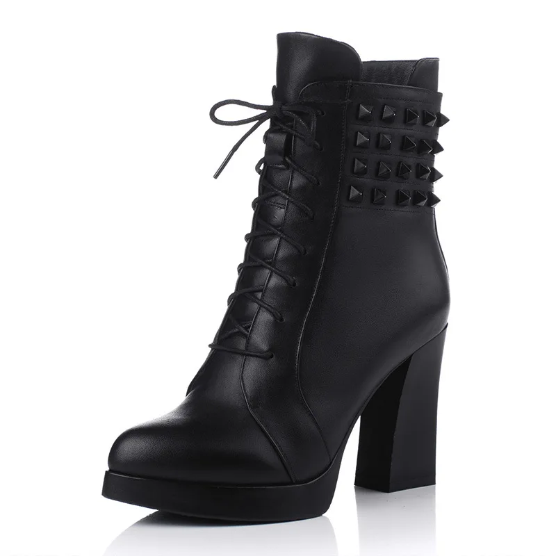 

Leather in the boots 2017 autumn and winter new fashion waterproof Taiwan with rivets leather pointed high-heeled female shoes