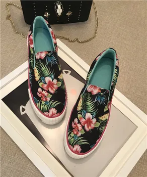 Chic Printed Canvas Slip On Flats Spring Summer Shoes Woman Casual Lazy Loafers Flat Platform Design Round Toe Tide Mujer Flats Chic Printed Canvas Slip On Flats Spring Summer Shoes Woman Casual Lazy Loafers Flat Platform Design Round Toe Tide Mujer Flats