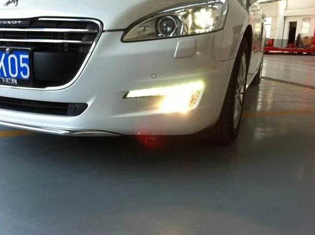 

led drl daytime running light with yellow turn signals for peugeot 508