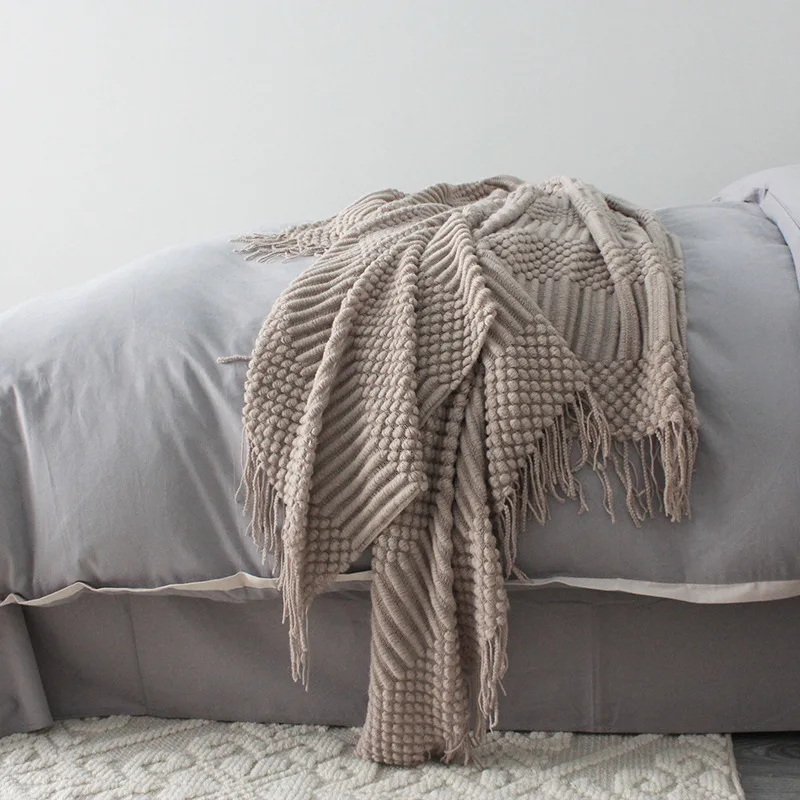 

New Knitting Leisure Cover Sofa Throw Spring and Summer Air Conditioning Small Nap Blanket Bedspreads Soft Knitted Blanket