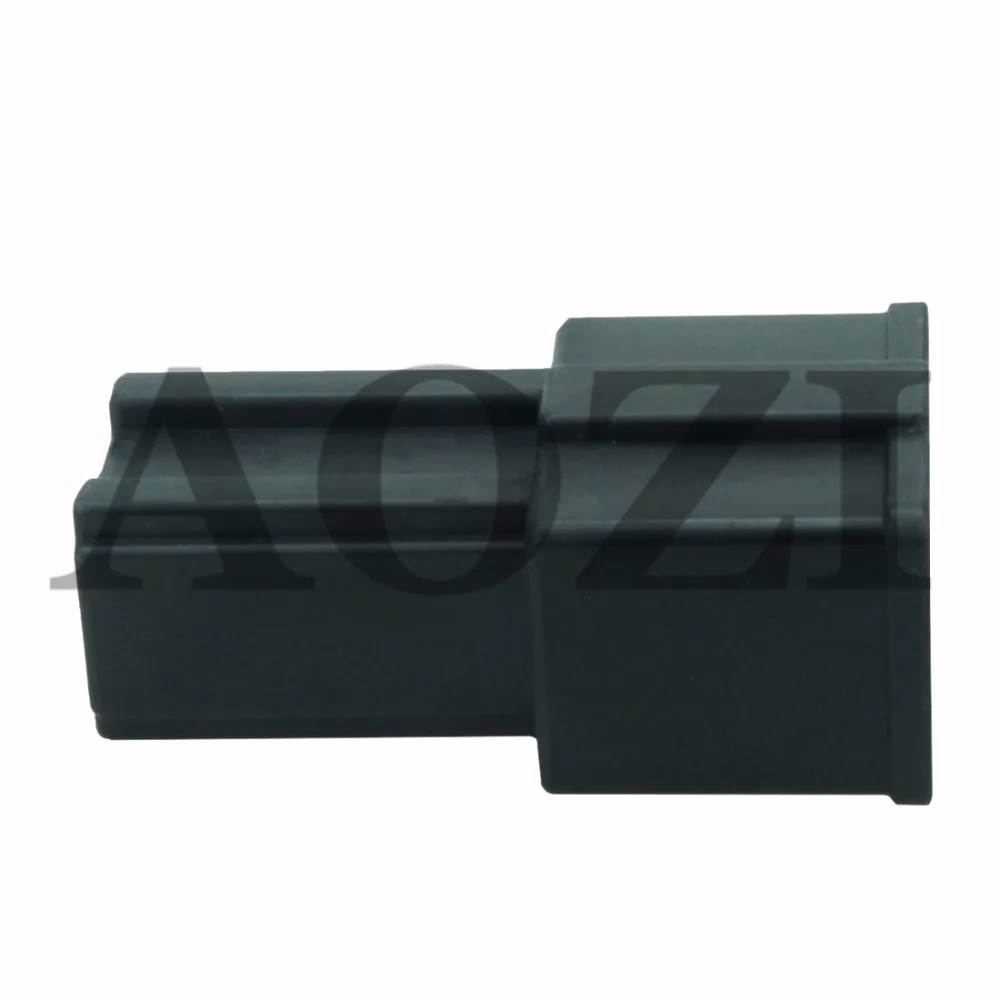 DJ7026-7D8-11_4
